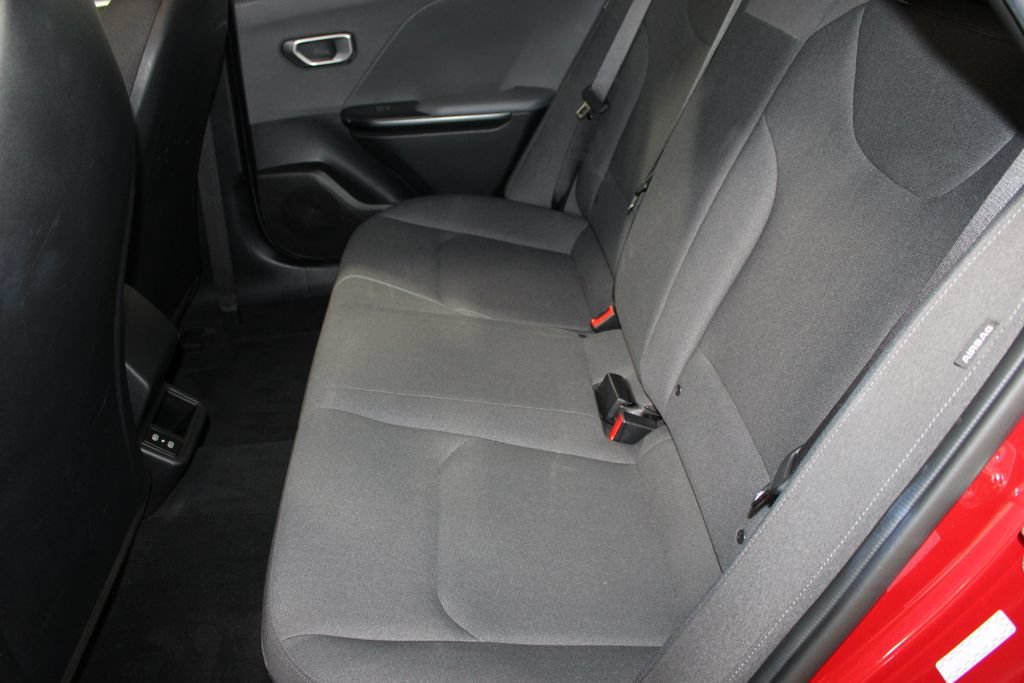 Used 2025 Kia K4 FWD image 21