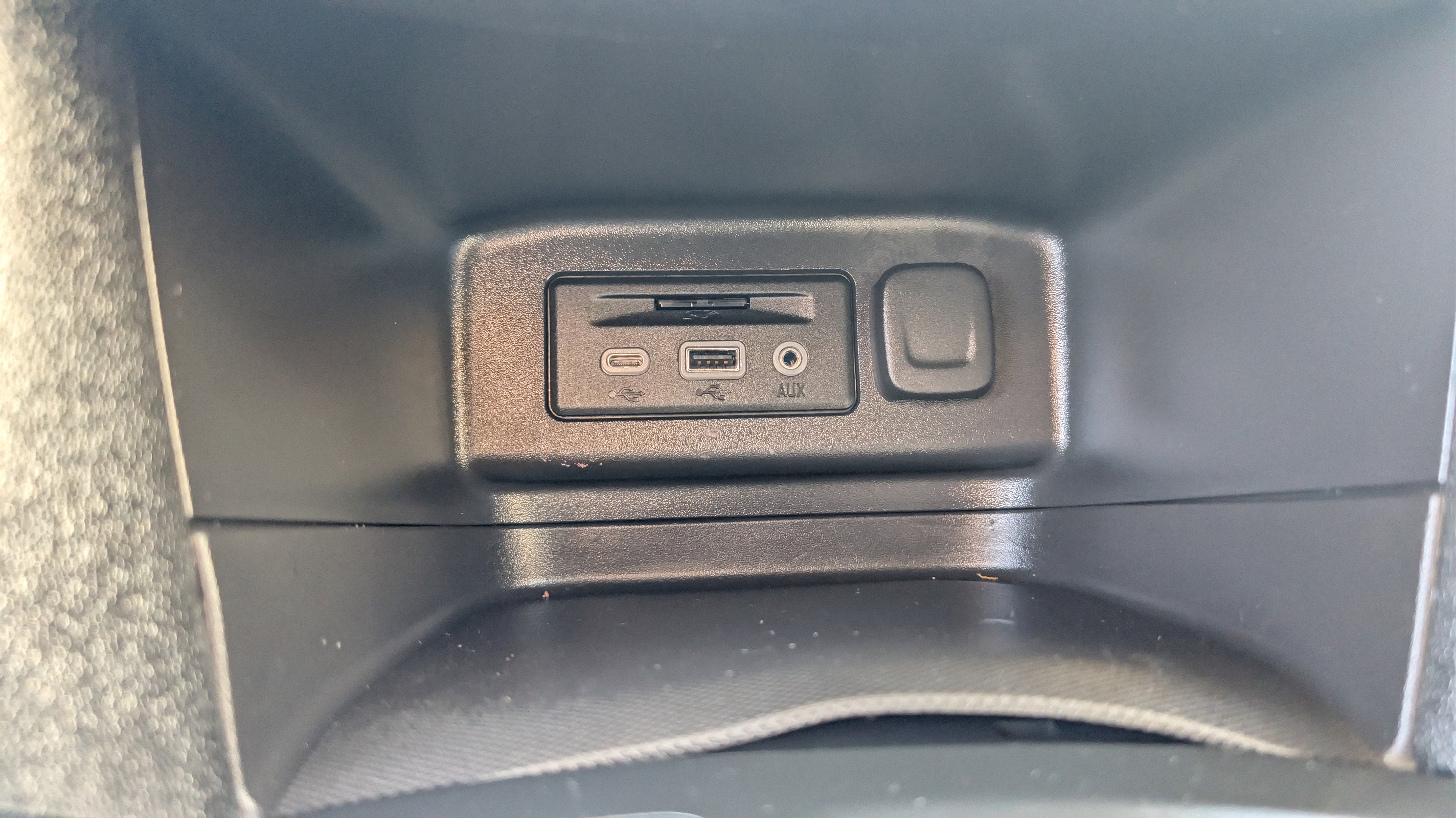 Used 2021 Chevrolet Equinox LT image 24