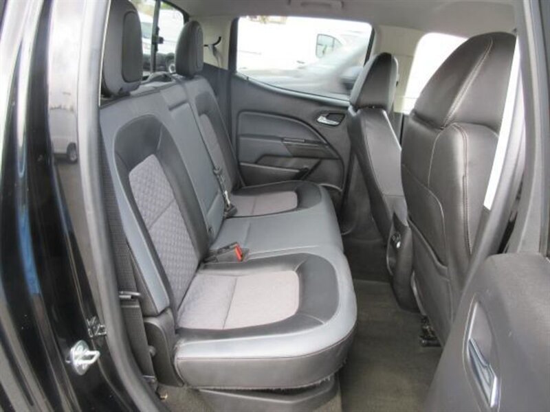 Used 2016 Chevrolet Colorado Z71 w/ Z71 Midnight Edition RWD image 14