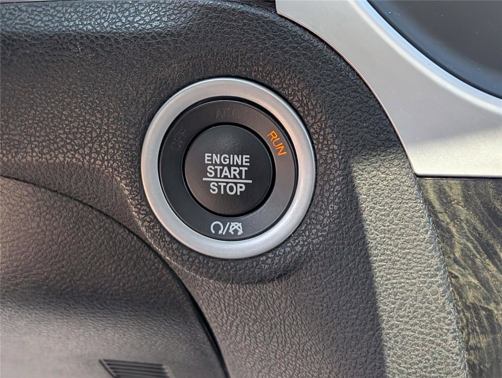 Used 2023 Chrysler 300 Touring L w/ Popular Equipment Group image 25