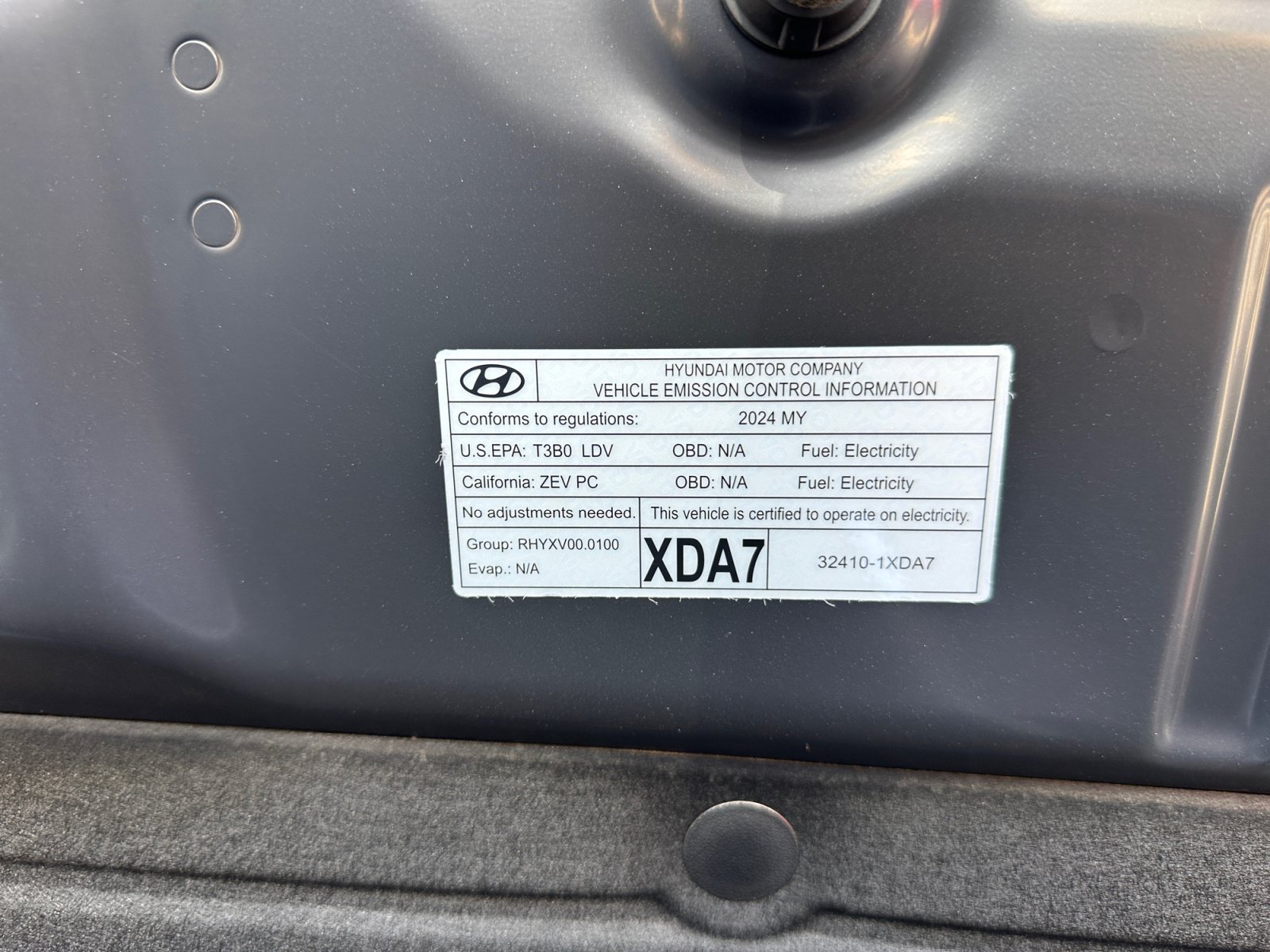 Used 2024 Genesis Electrified GV70 AWD/4WD image 30