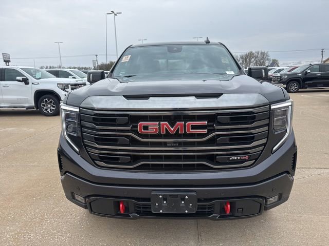 Used 2023 GMC Sierra 1500 AT4 w/ AT4 Preferred Package image 8