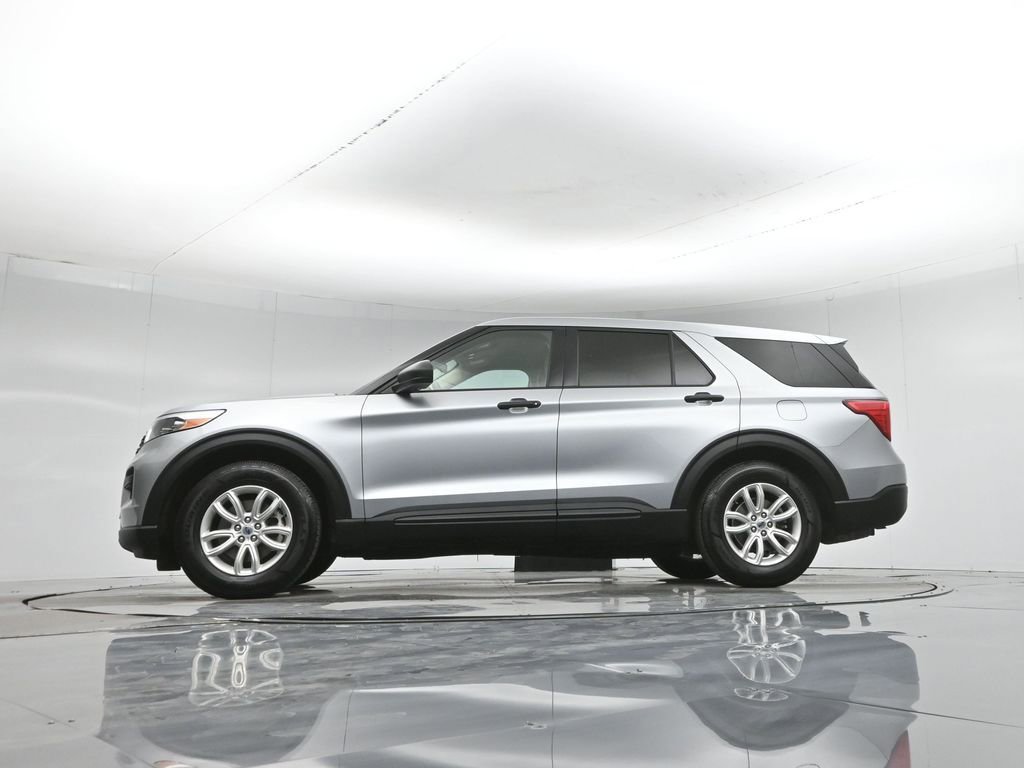 Certified 2021 Ford Explorer 2WD image 8