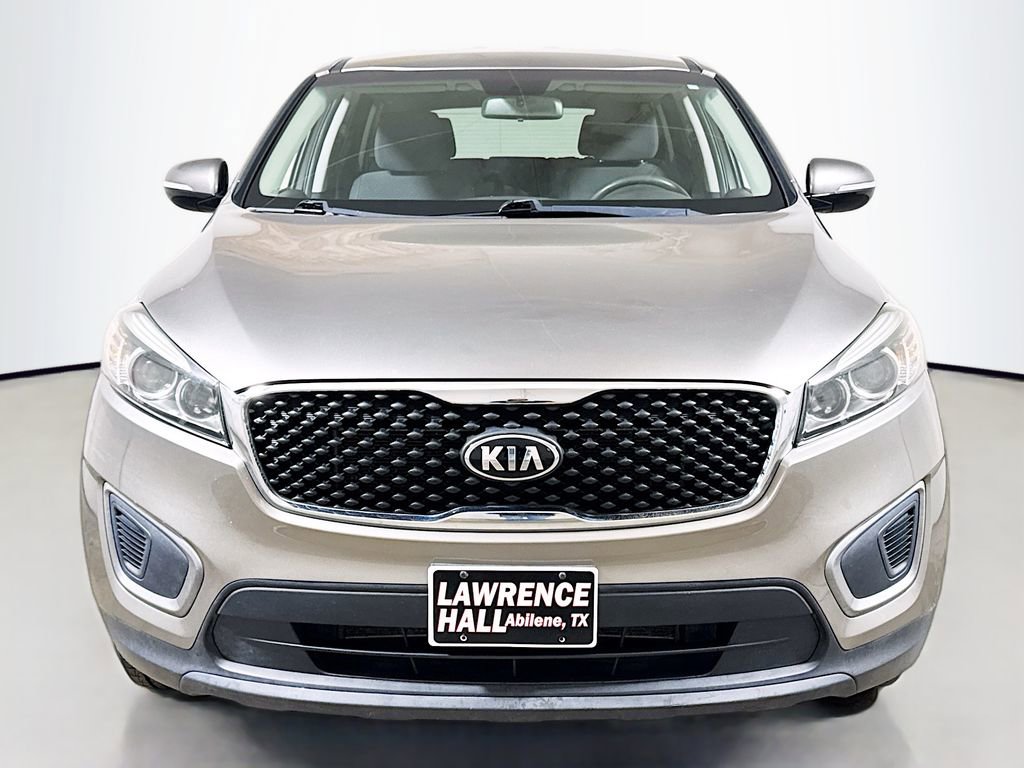 Used 2016 Kia Sorento L FWD image 2