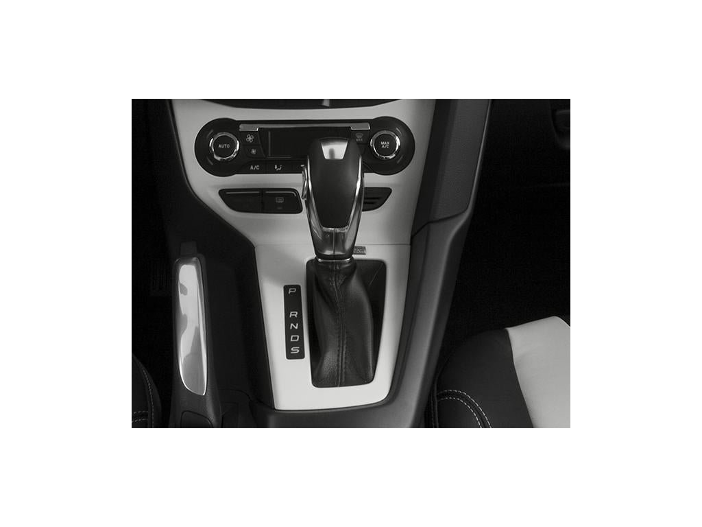 Used 2014 Ford Focus SE w/ SE Winter Package FWD image 10