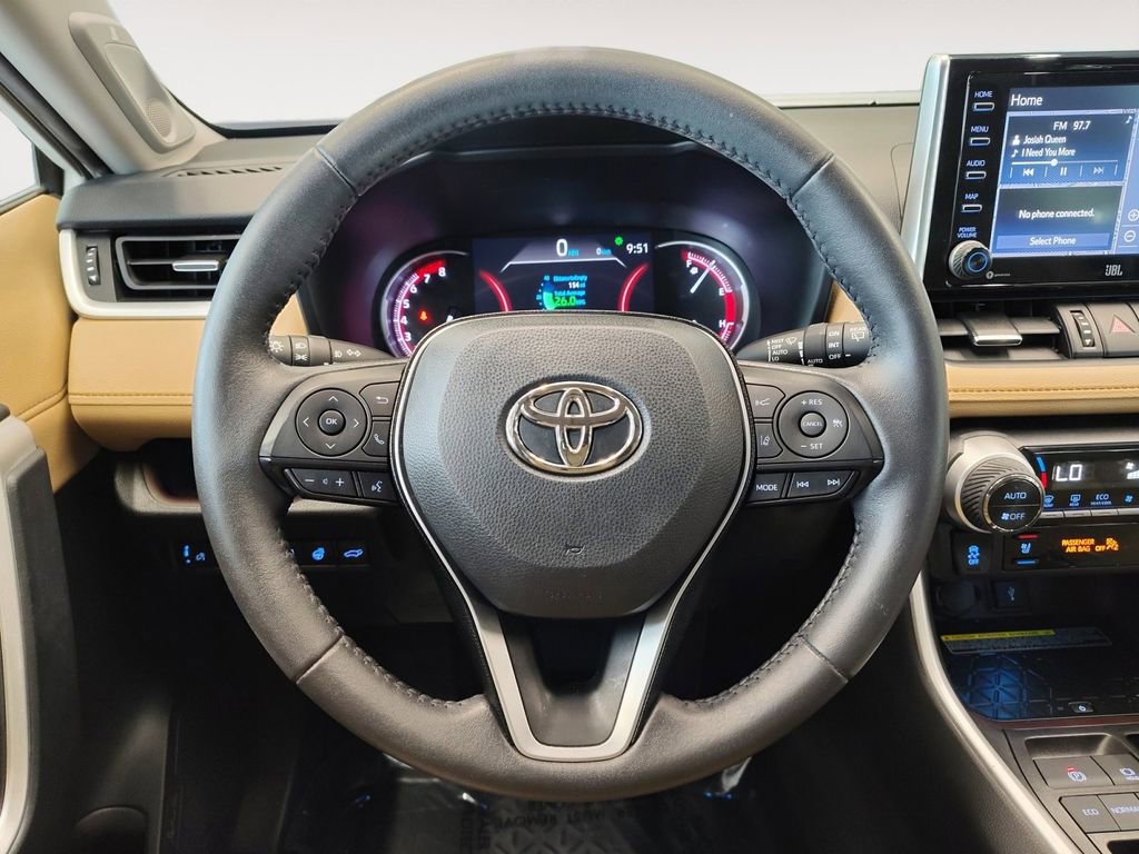 Used 2021 Toyota RAV4 Limited FWD image 18