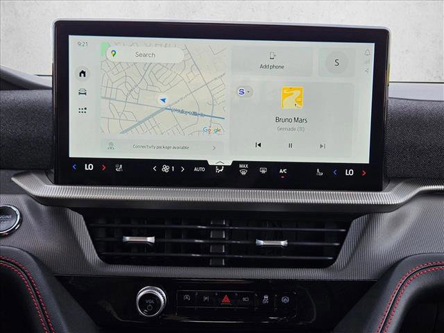 Used 2025 Ford Explorer ST-Line image 13