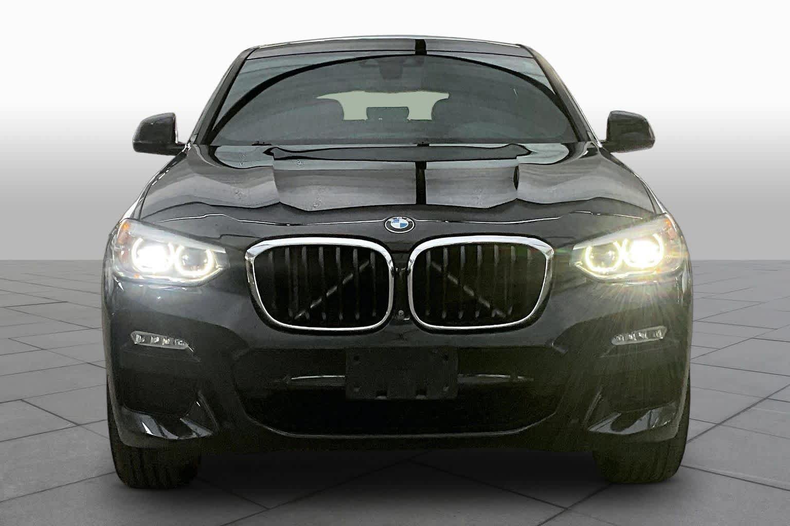 Used 2019 BMW X4 xDrive30i w/ M Sport Package AWD/4WD image 4
