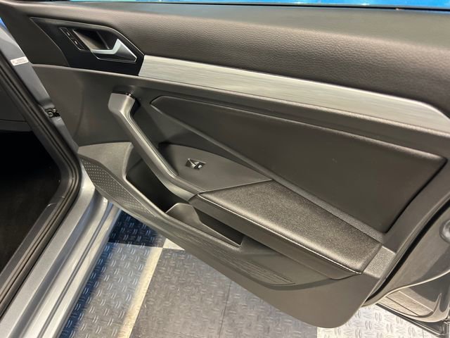 Used 2025 Volkswagen Jetta S FWD image 11