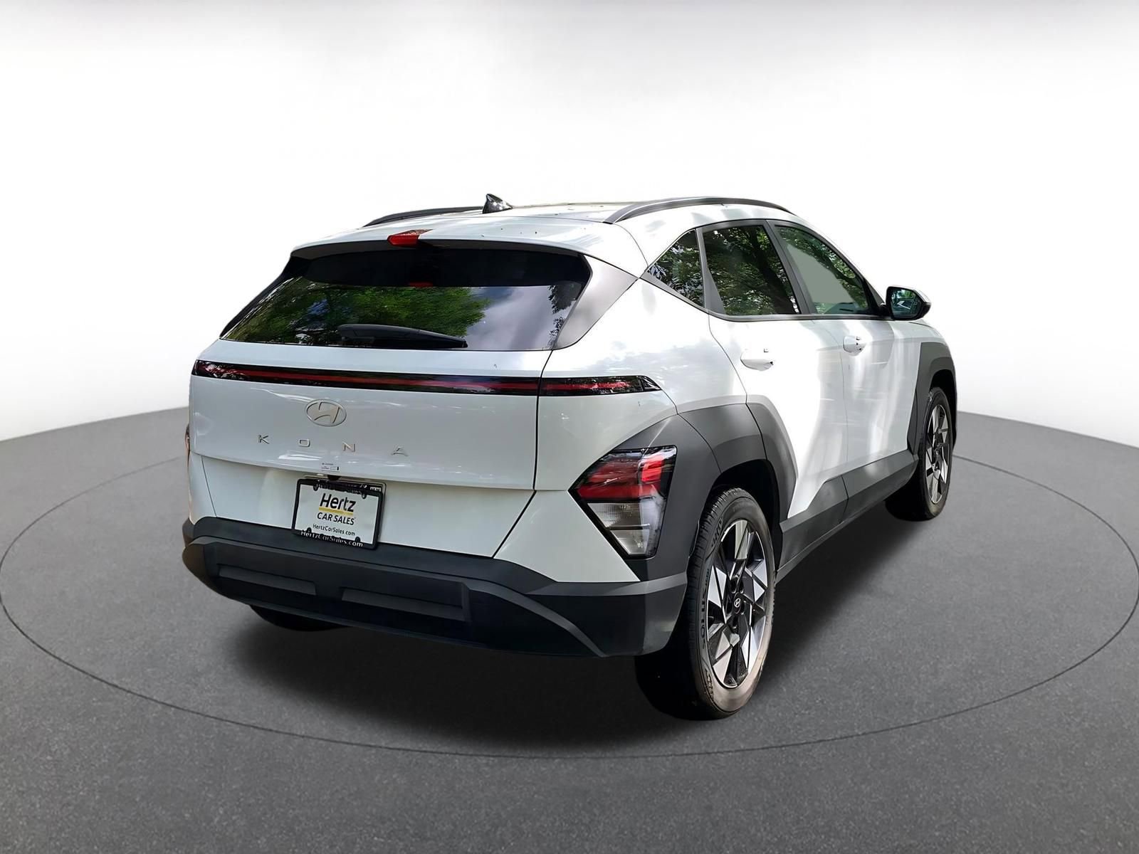Used 2025 Hyundai Kona SEL image 7