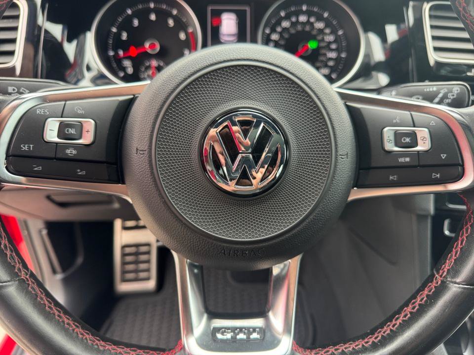 Used 2020 Volkswagen GTI SE FWD image 34