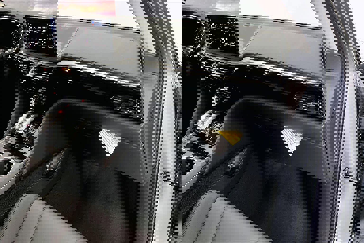 Used 2025 Acura MDX SH-AWD image 21