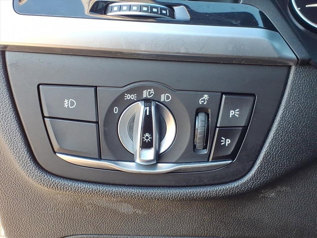 Used 2021 BMW X3 sDrive30i image 17