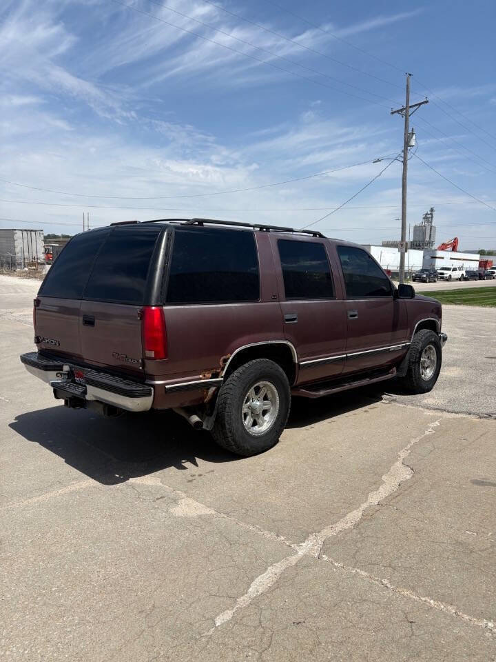Used 1997 GMC Yukon 4WD 4-Door w/ Marketing Opt Pkg 4 image 5