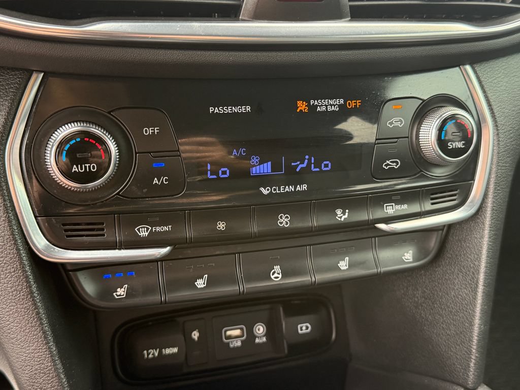 Used 2019 Hyundai Santa Fe AWD image 26