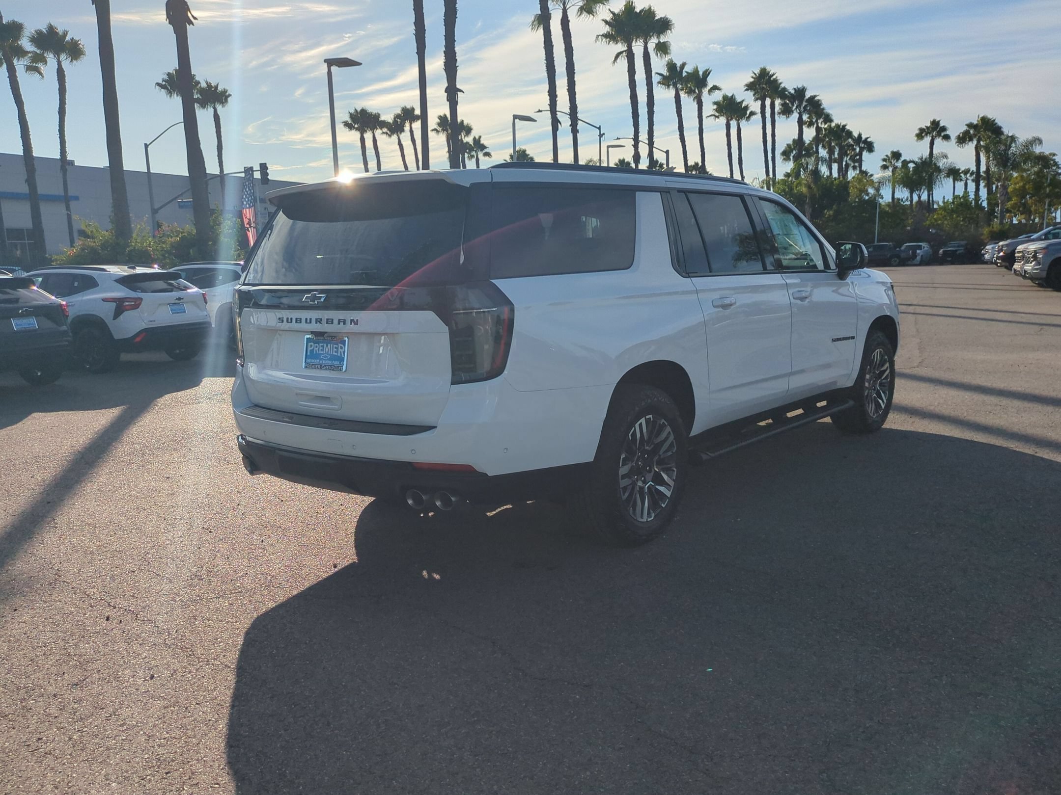 New 2026 Chevrolet Suburban Z71 w/ Z71 Off-Road Package AWD/4WD image 5