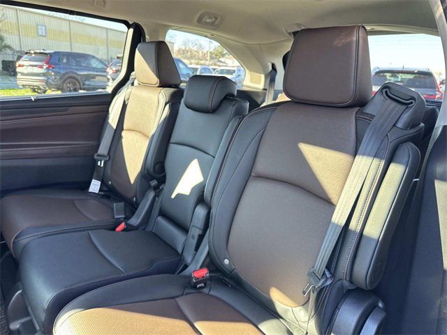 New 2026 Honda Odyssey Elite image 4