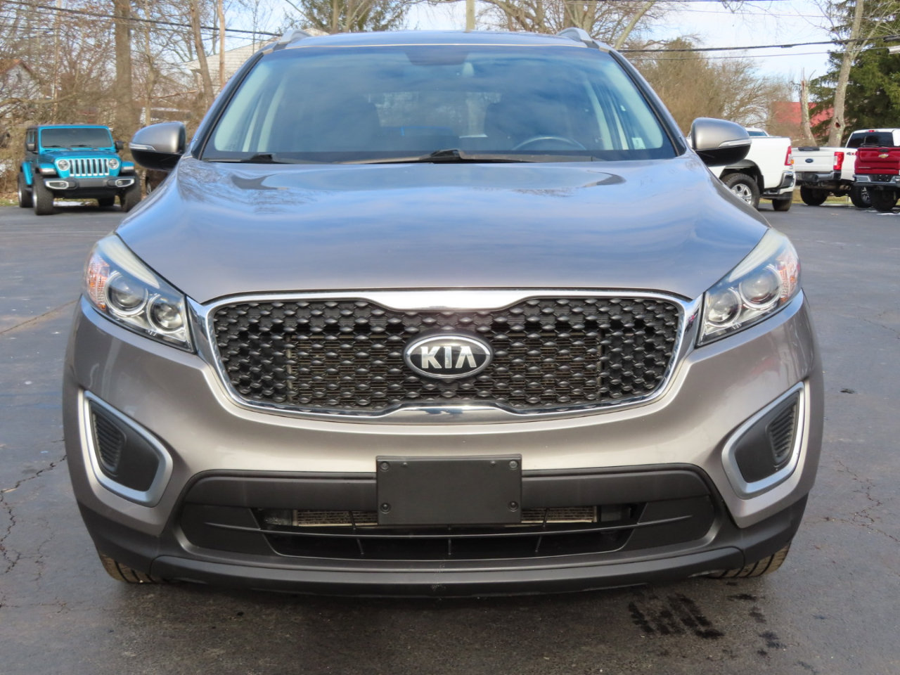 Used 2017 Kia Sorento LX w/ LX Convenience Package image 9