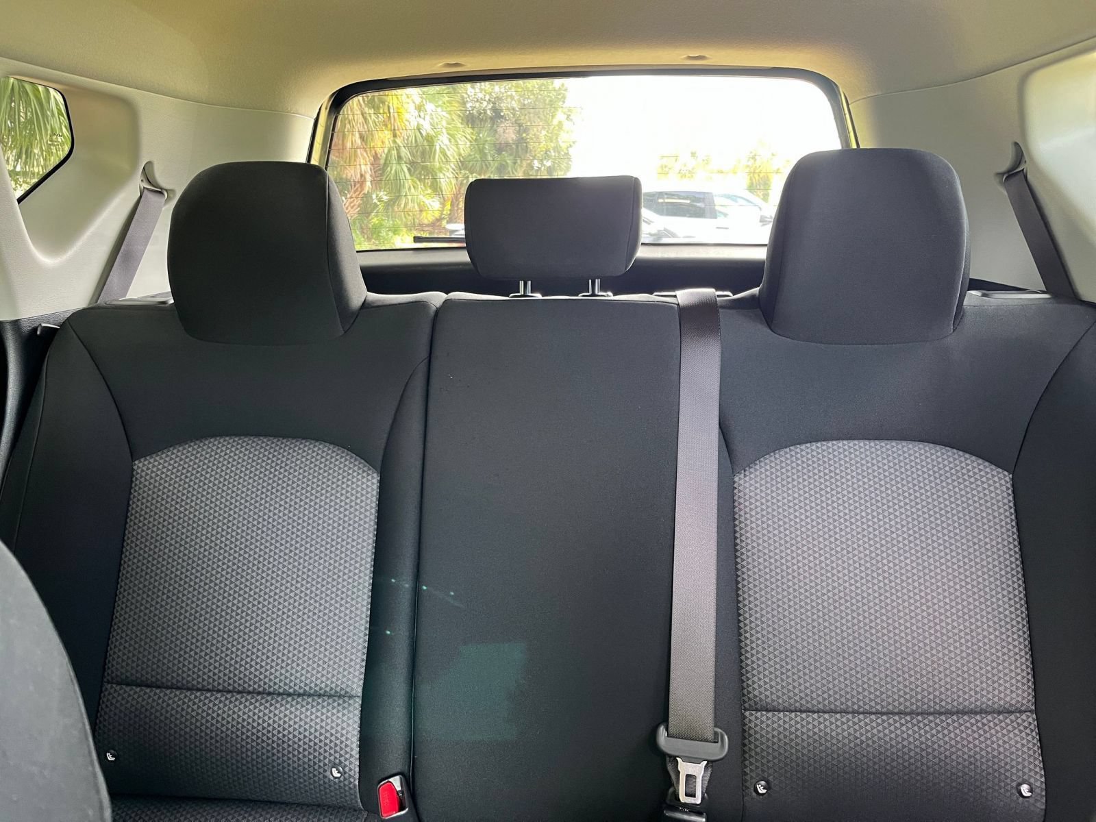 Used 2025 Kia Soul LX w/ LX Technology Package FWD image 35