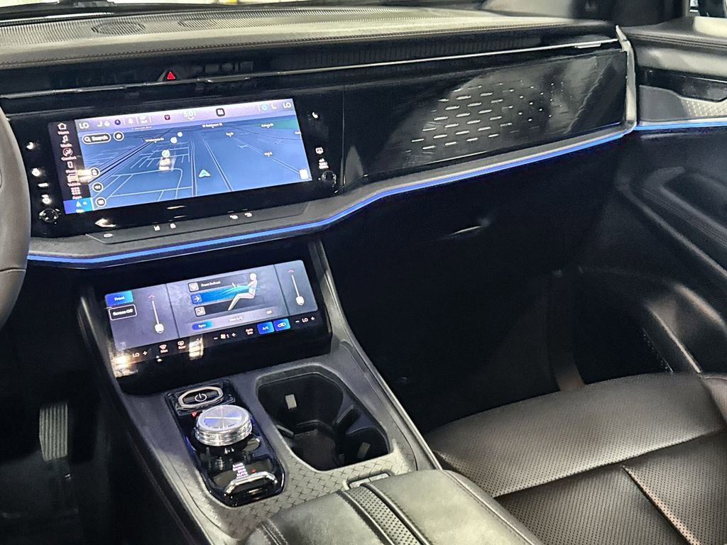 Used 2025 Jeep Wagoneer S Limited AWD/4WD image 28