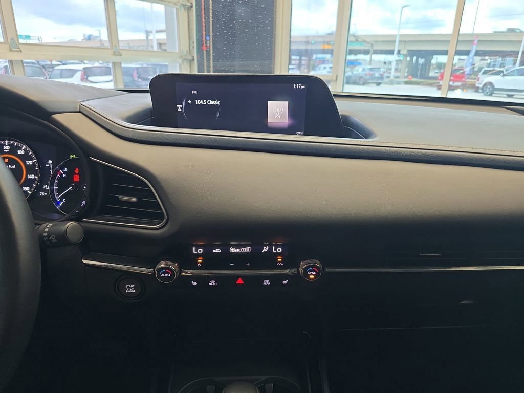 Used 2020 MAZDA CX-30 FWD w/ Preferred Package image 24