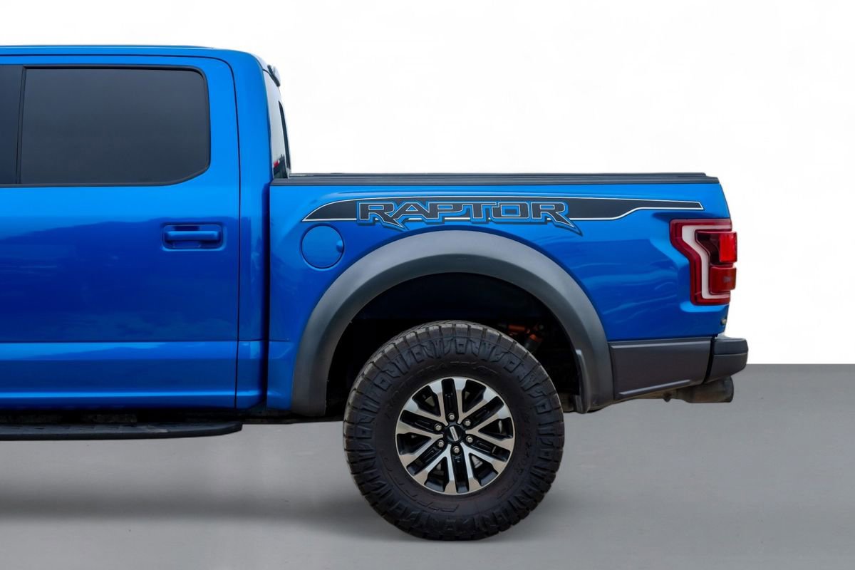 Used 2019 Ford F150 Raptor w/ Equipment Group 802A Luxury AWD/4WD image 11