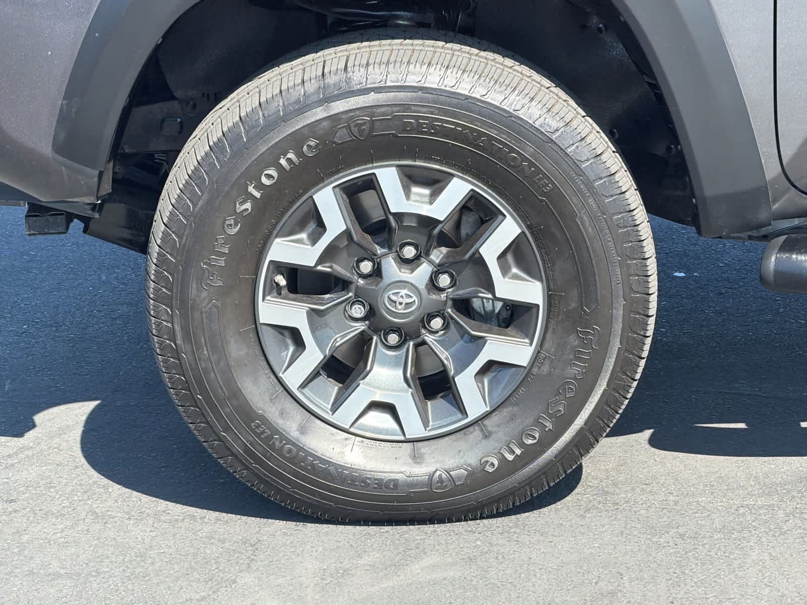 Used 2019 Toyota Tacoma TRD Off-Road AWD/4WD image 30