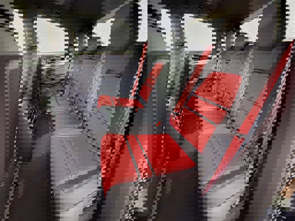 New 2026 Porsche Cayenne image 25