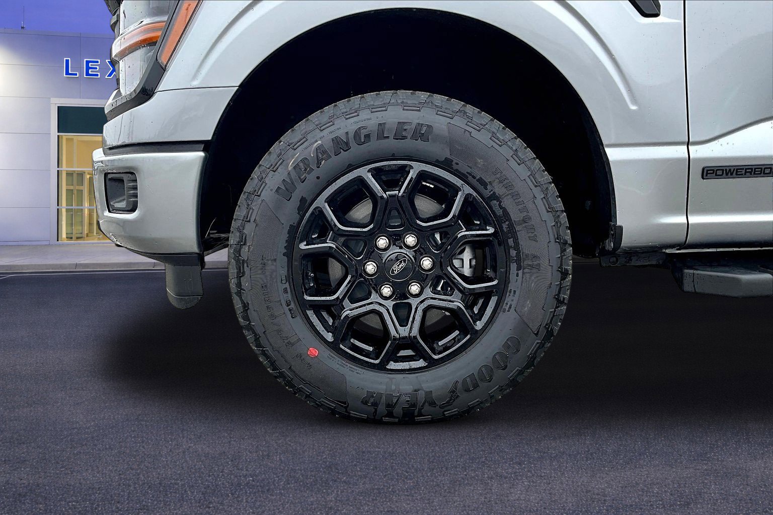 New 2026 Ford F150 XLT w/ FX4 Off-Road Package AWD/4WD image 12