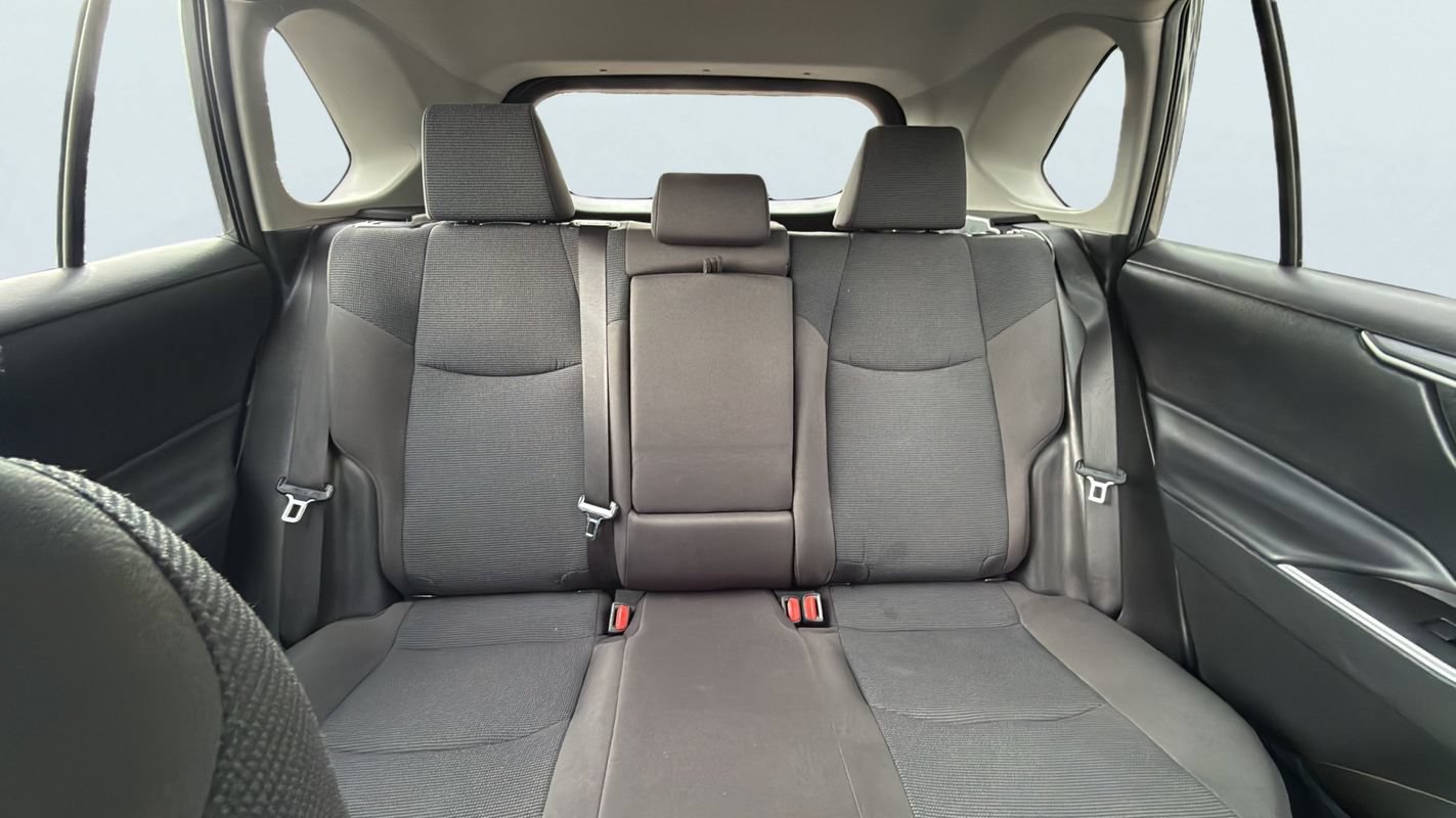 Used 2024 Toyota RAV4 LE AWD/4WD image 14