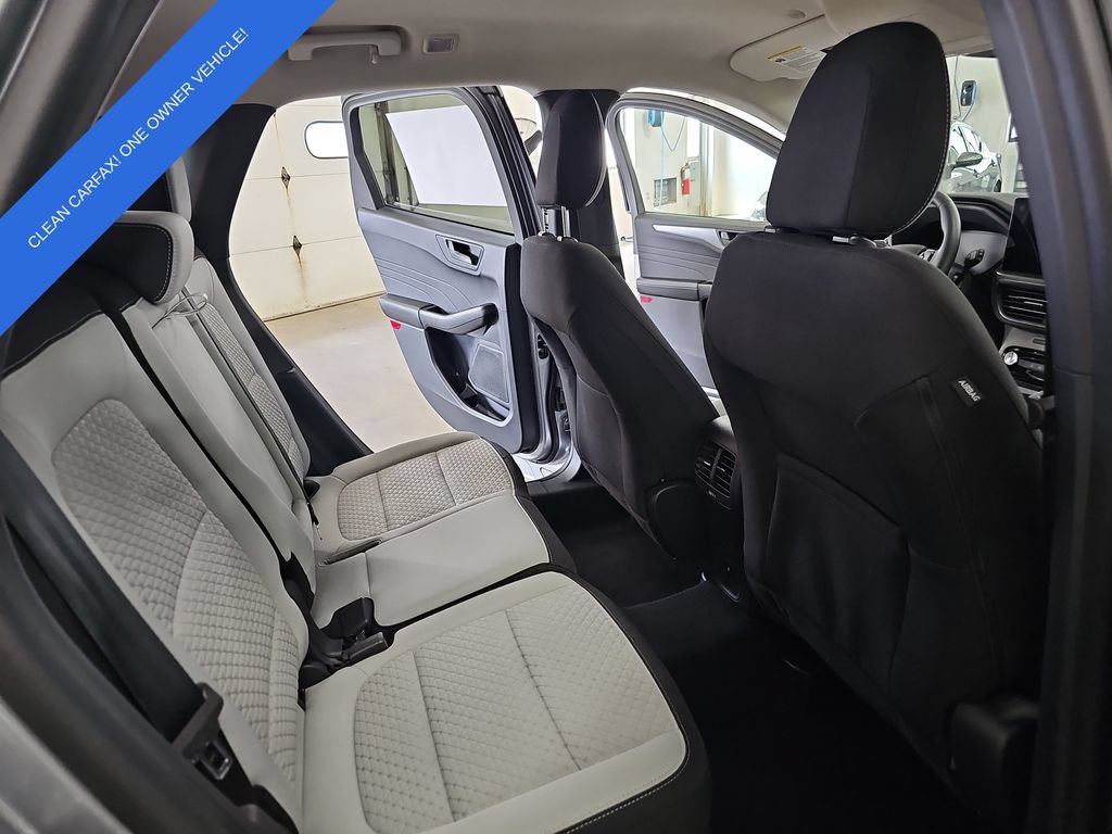 Used 2023 Ford Escape Active w/ Tech Pack #1 AWD/4WD image 11