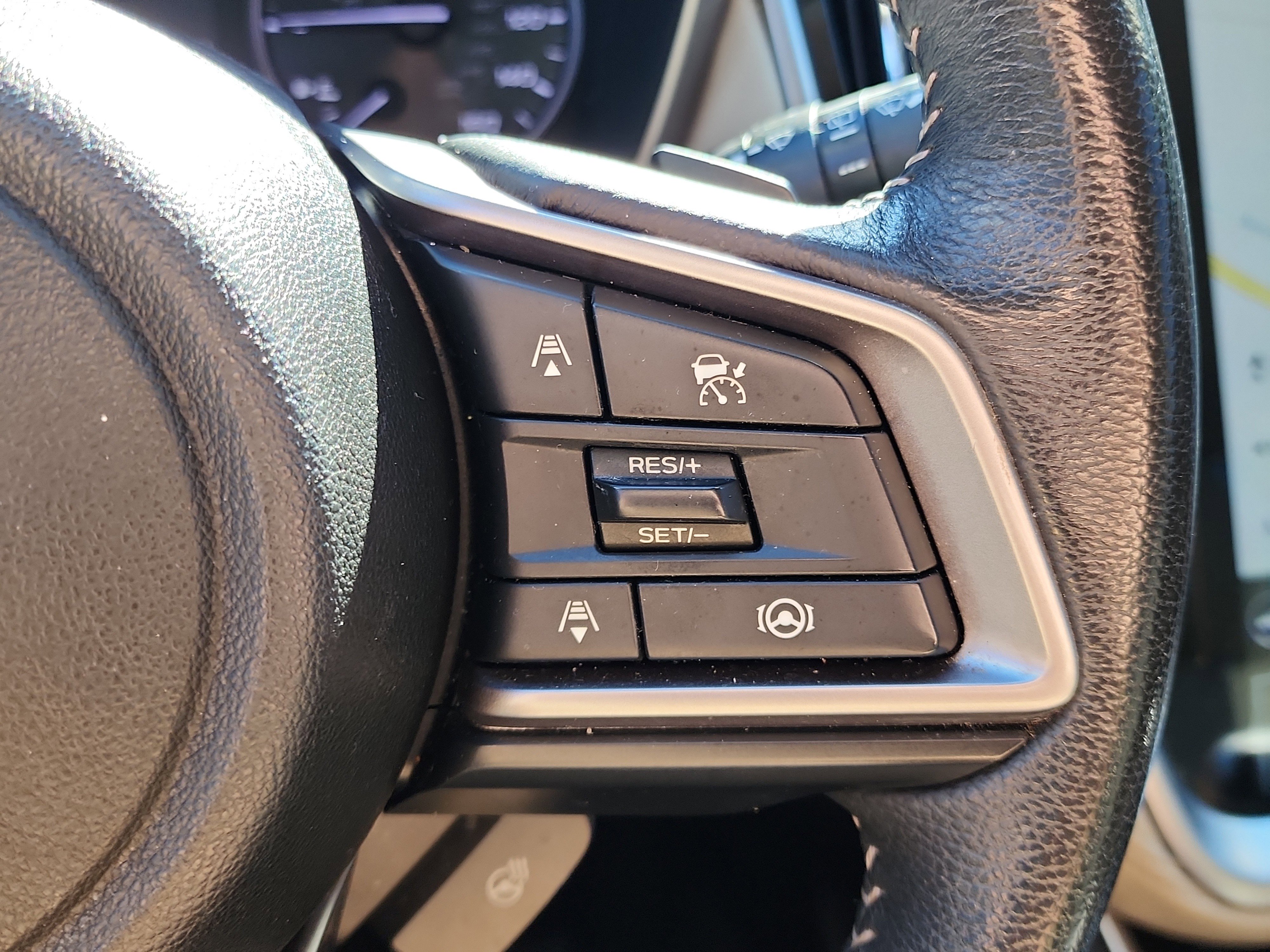 Used 2023 Subaru Outback Limited image 21