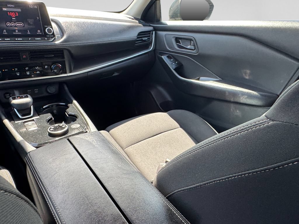 Used 2024 Nissan Rogue S AWD/4WD image 22
