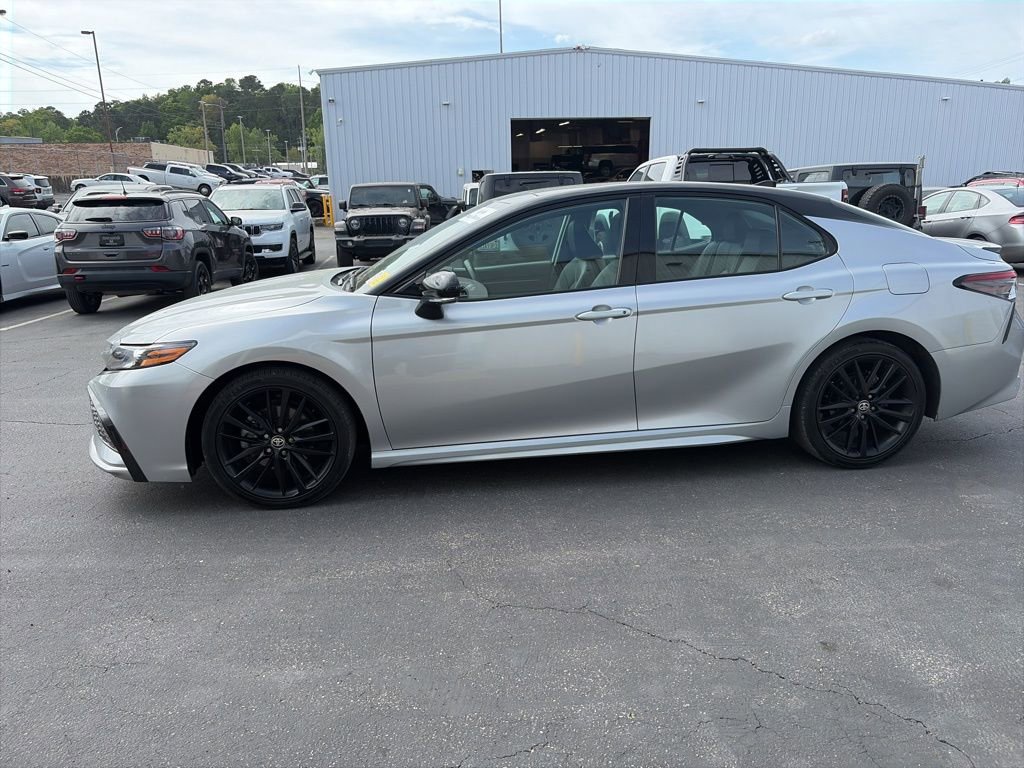 Used 2023 Toyota Camry XSE w/ Navigation Package image 4