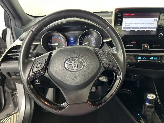 Used 2019 Toyota C-HR XLE image 14