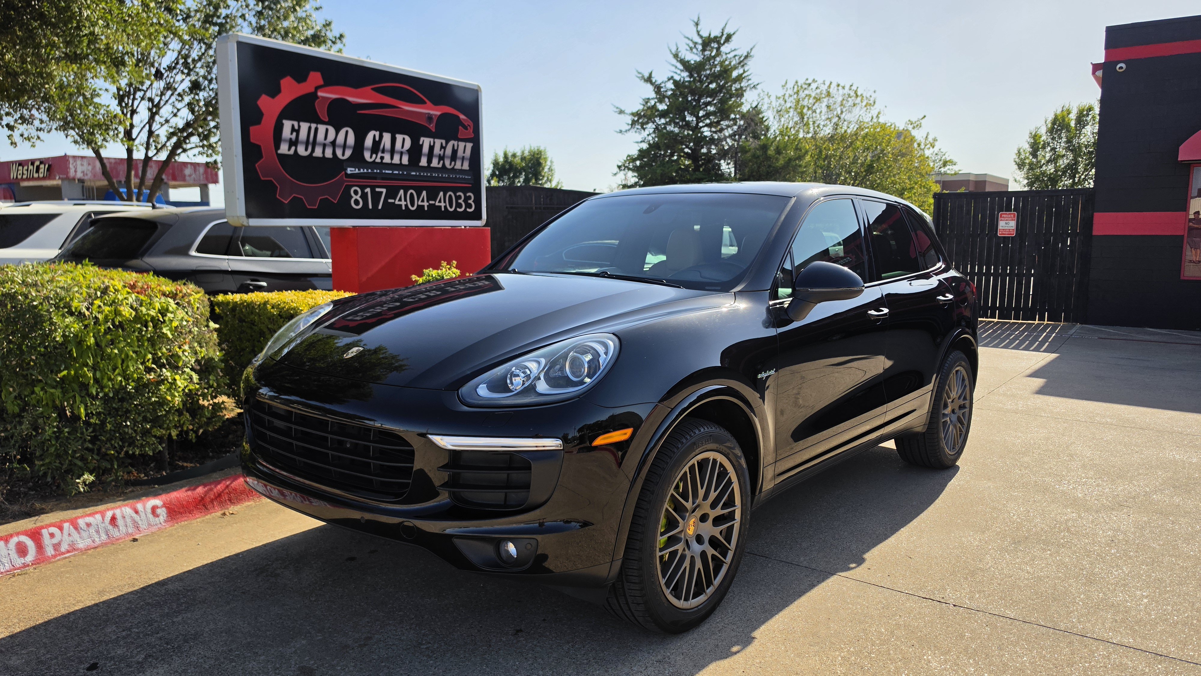 Used 2017 Porsche Cayenne S Platinum w/ Premium Package (PJW)