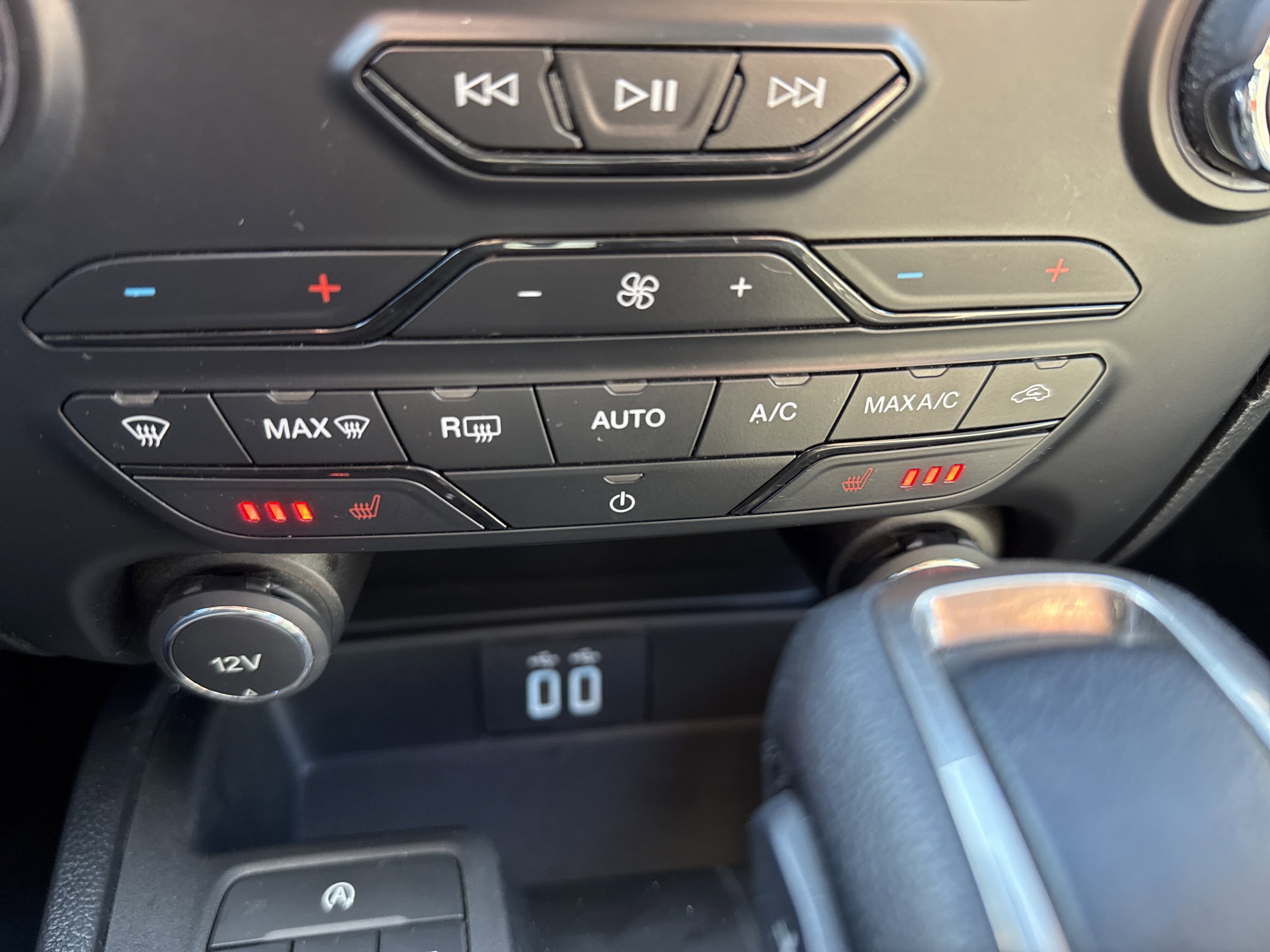 Used 2020 Ford Ranger Lariat w/ Equipment Group 501A Mid image 28