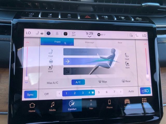 Used 2025 Jeep Grand Cherokee Summit image 25