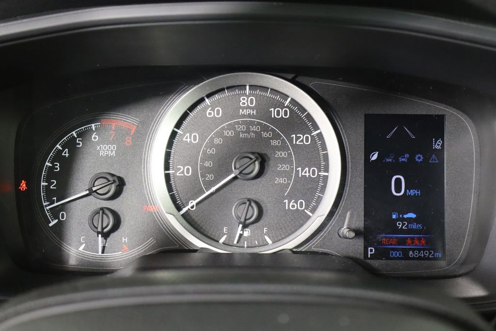 Used 2022 Toyota Corolla LE image 11