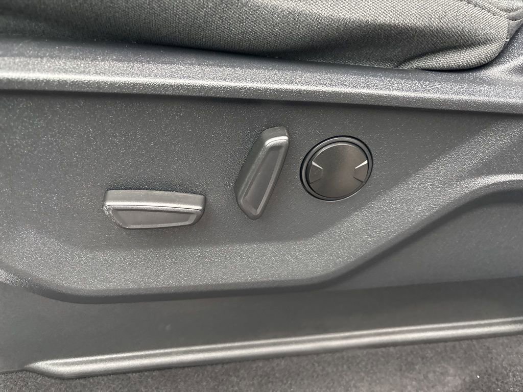 Used 2023 Ford F150 XLT w/ Equipment Group 302A High image 13