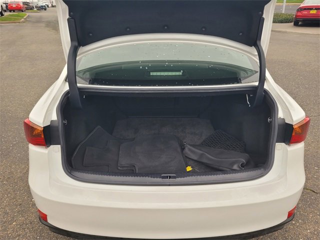 Used 2019 Lexus IS 300 image 11