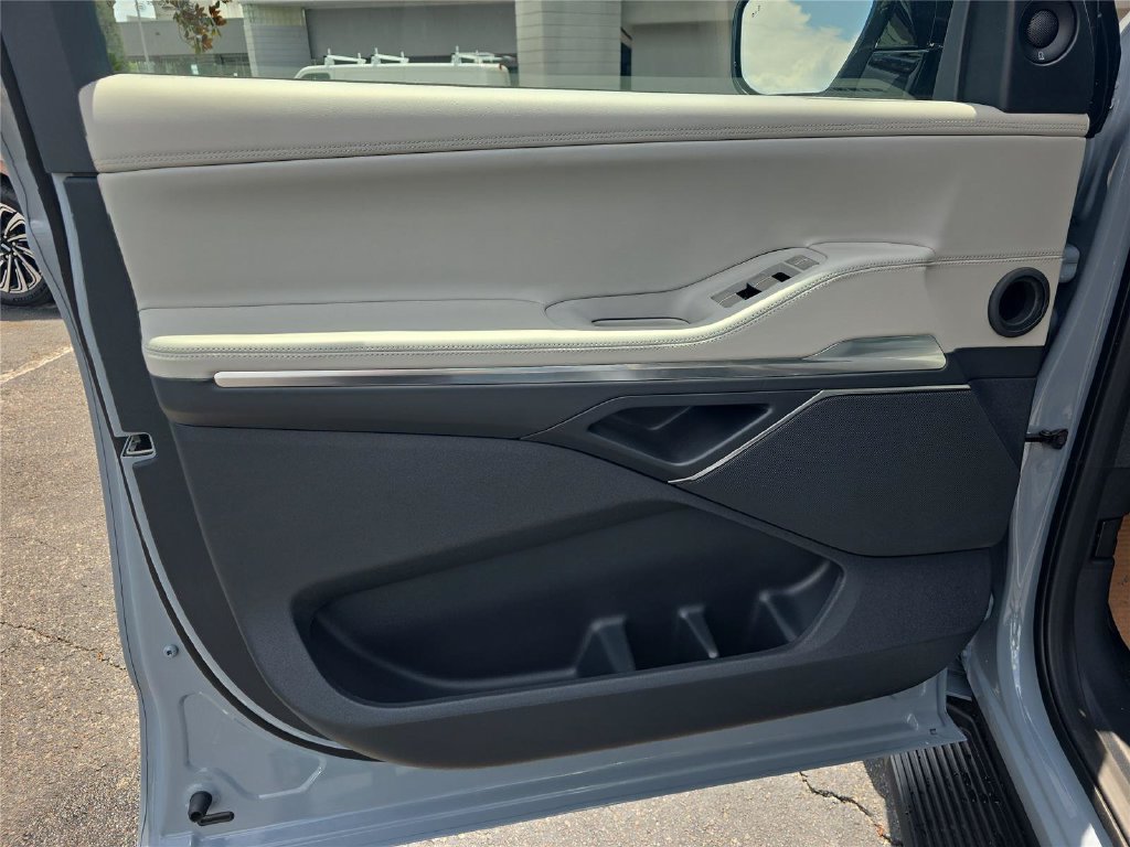 New 2026 Lincoln Navigator Premiere AWD/4WD image 15