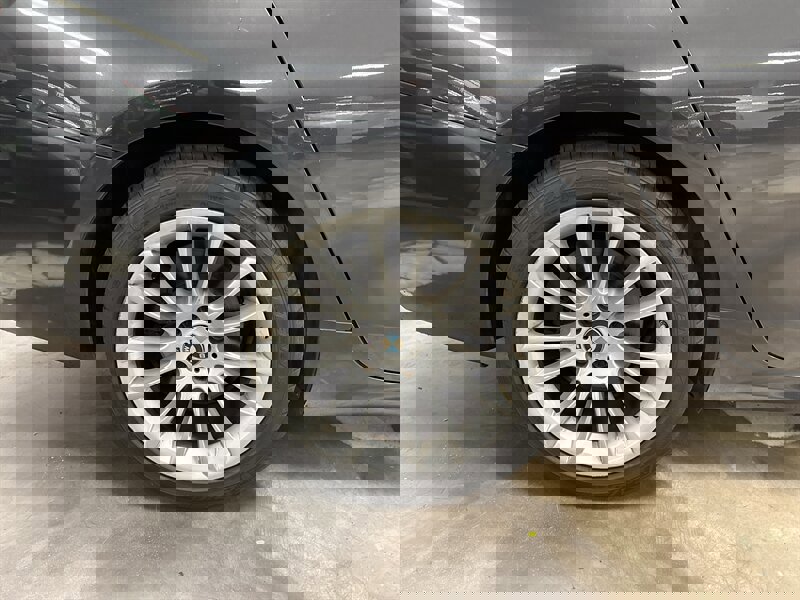 Used 2015 BMW 535i Gran Turismo image 25