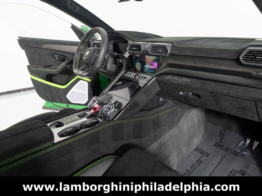 Used 2024 Lamborghini Urus Performante image 29