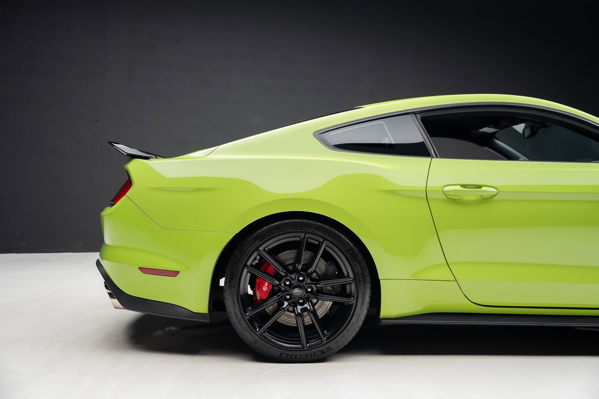 Used 2020 Ford Mustang Shelby GT500 w/ Technology Package image 40