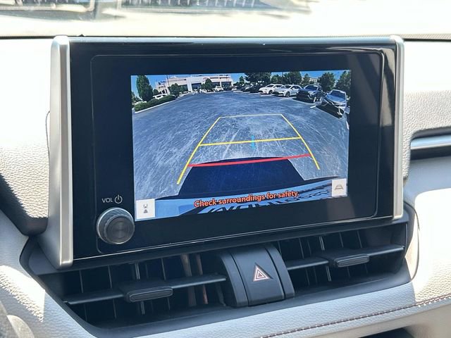 Used 2025 Toyota RAV4 XLE FWD image 26