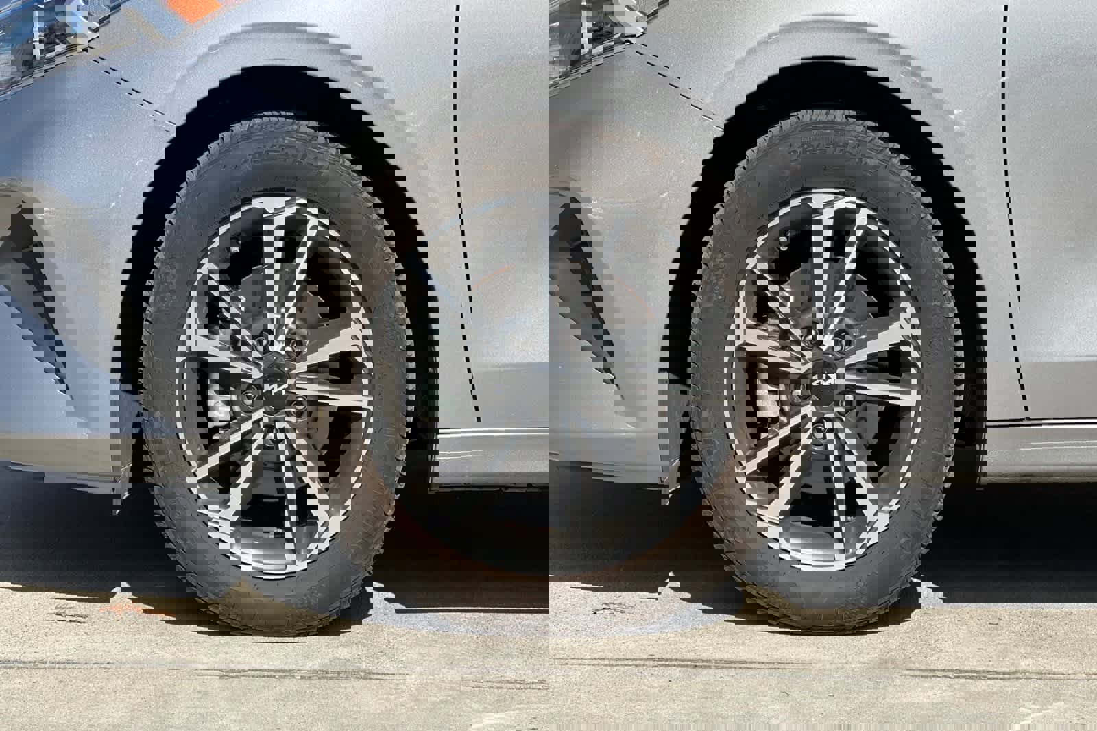 Used 2023 Kia Forte LXS image 25