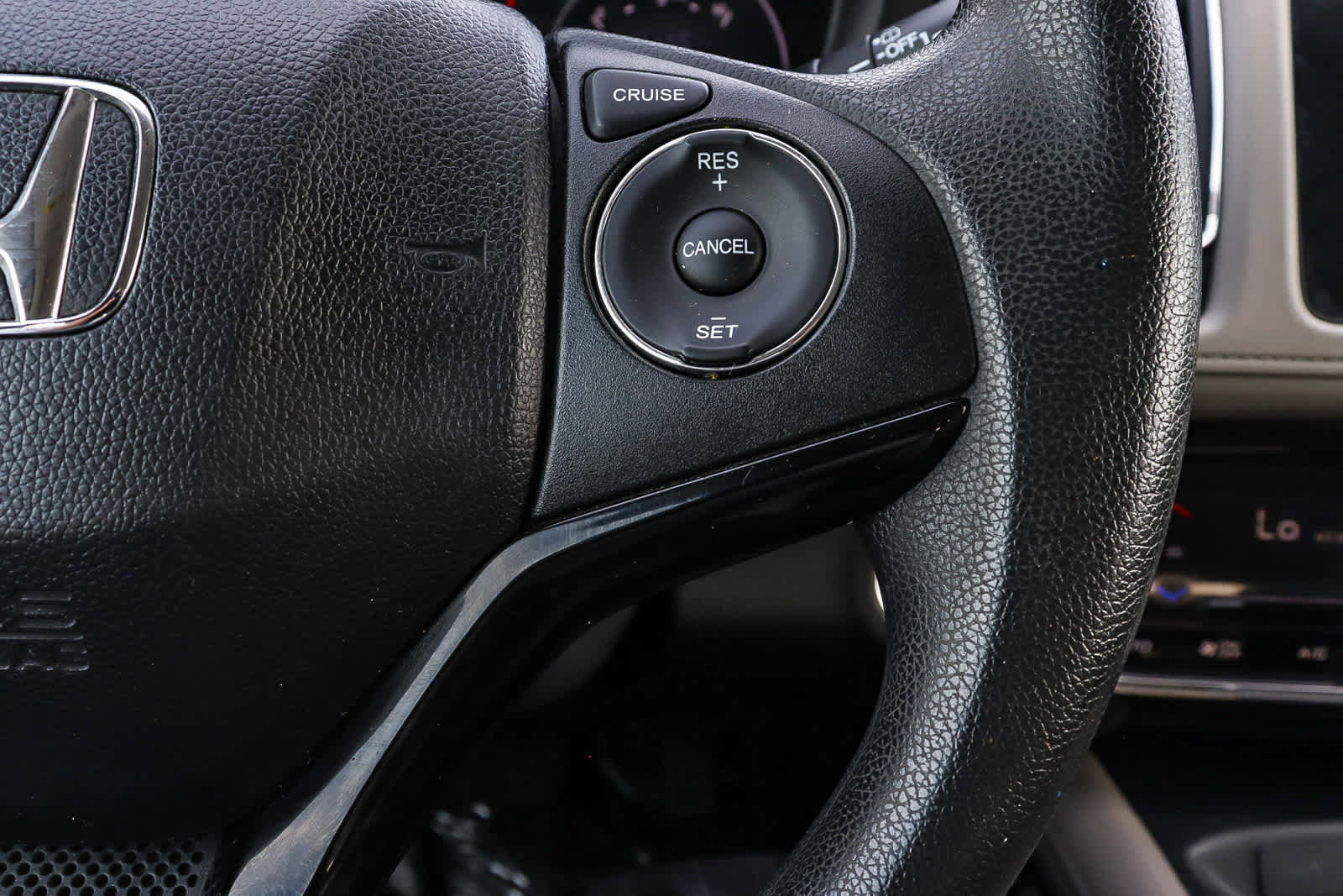 Used 2016 Honda HR-V EX image 25