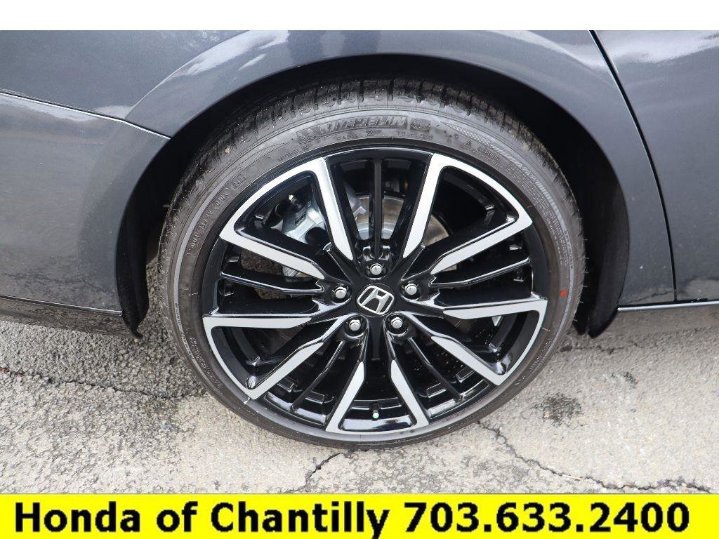 Certified 2025 Honda Accord Touring image 29