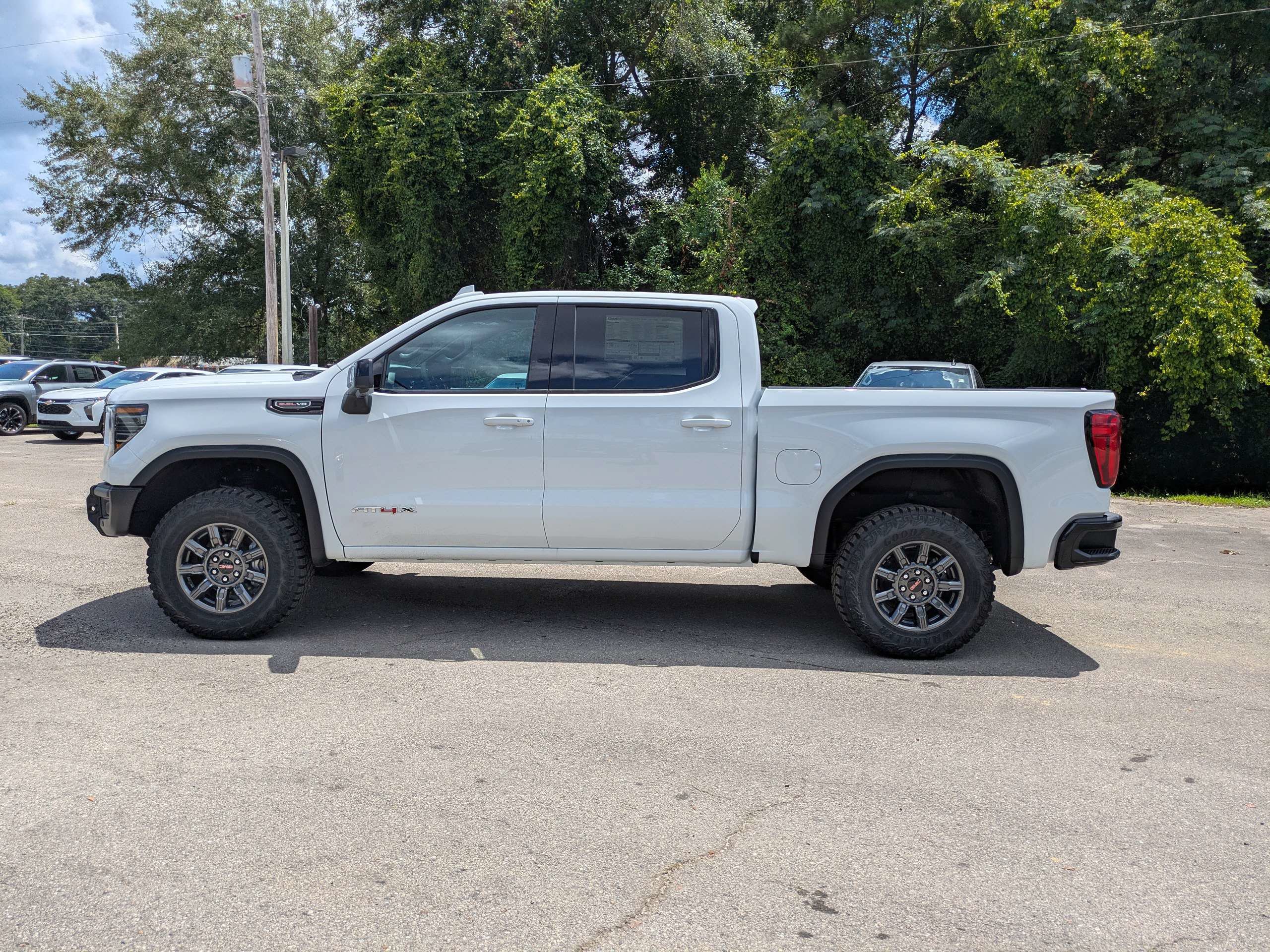 New 2026 GMC Sierra 1500 AT4X AWD/4WD image 7